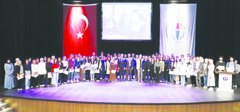 “Eğitime, öğrencilere katkı sağlamak topluma hizmettir”