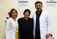 Konuşarak, beyin ameliyatı oldu