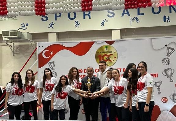 Basketbol takımı il ikincisi
