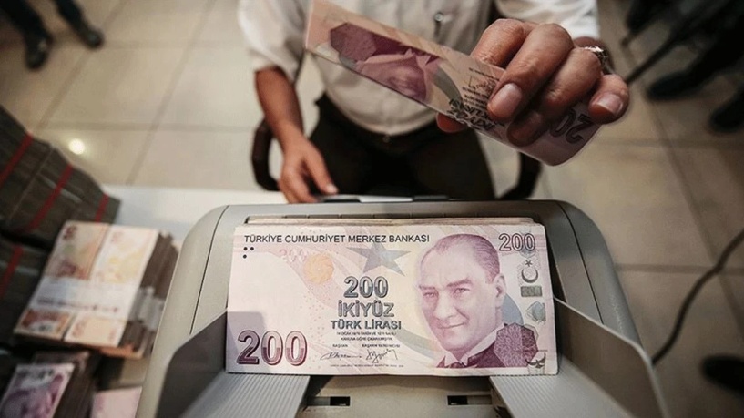 Yüksek enflasyon parayı pula çevirdi