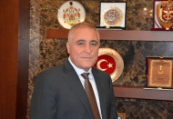 Atatürk’ün, ‘Yurtta Sulh, Cihanda Sulh’ sözlerinin ne kadar kıymetli olduğunu görüyoruz