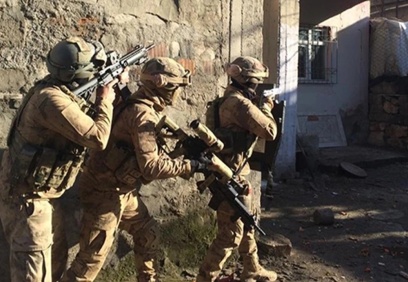 28 ilde 4 bin 731 timden oluşan 61 bin 500 jandarma ile operasyon