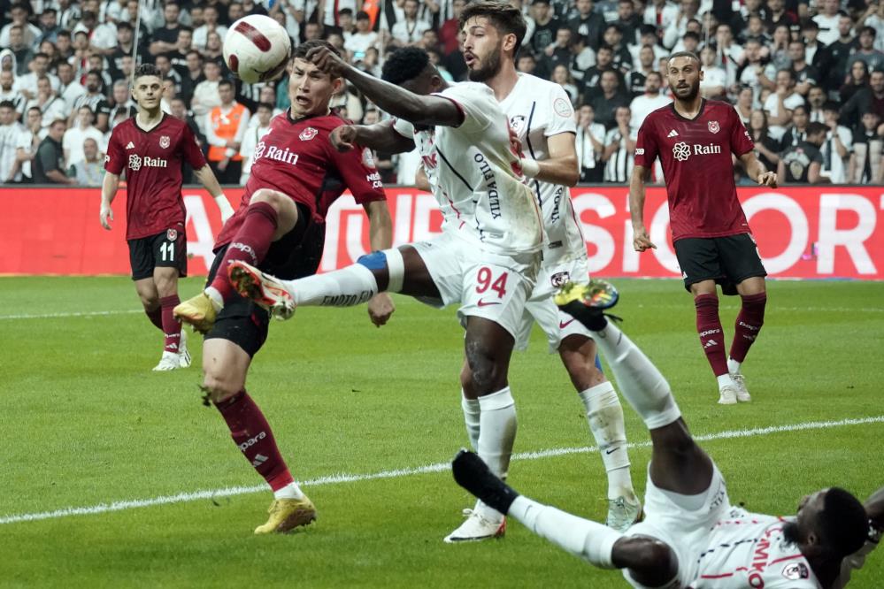 Beşiktaş'ta Yakup Arda Kılıç, ilk kez A takım forması giydi - Yozgat Medya