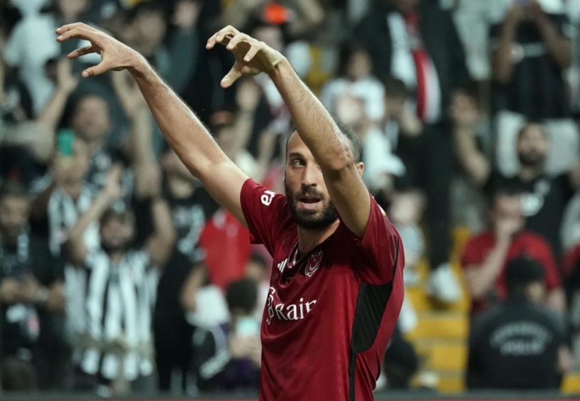 Cenk Tosun ilk gölünü attı