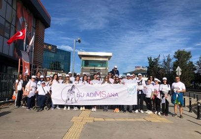 Türkiye MS Derneği, 45. İstanbul Maratonu'nda deprem bölgesindeki MS hastalarına destek olmak için koştu