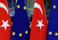 "Demokratik kurumların işleyişinde ciddi eksiklik var"
