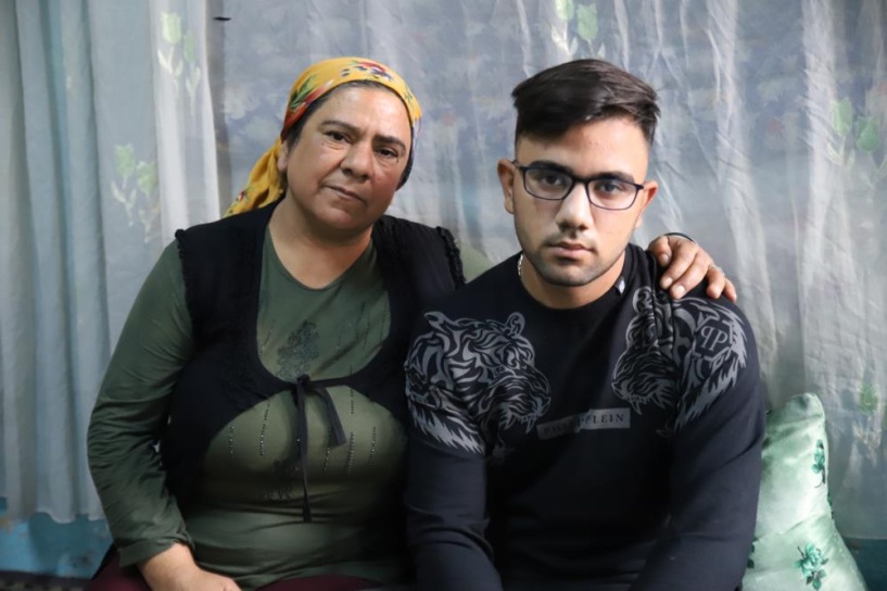 Tedavi edilmezse diğer gözünü de kaybedecek