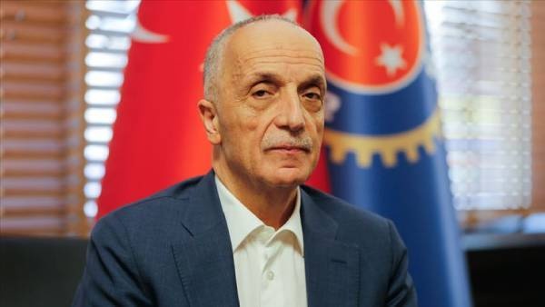 TÜRK-İŞ Genel Başkanı Atalay, asgari ücret pazarlığına 4 işçiyle katılacaklarını söyledi