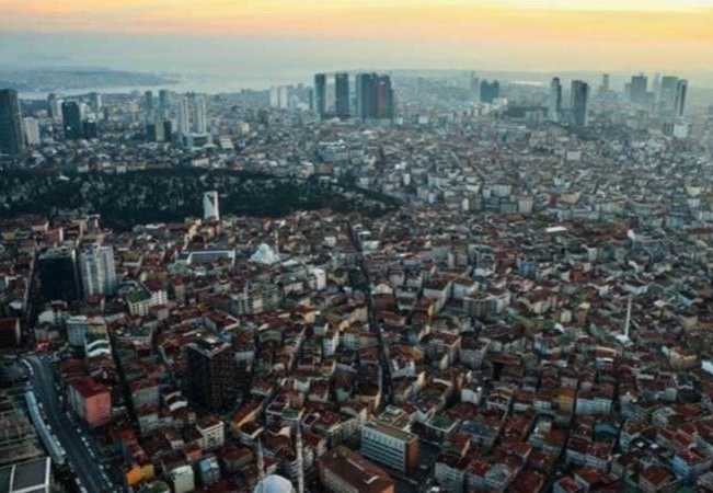 Dar ve orta gelirlinin ev alabilmesi imkanı kalmadı