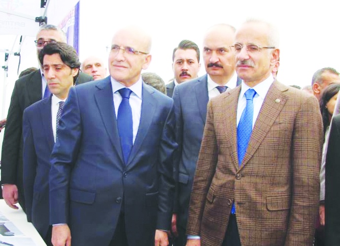 “Bütün uluslararası kurallar ve hukuk ayaklar altına alınabiliyor”