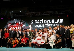 Sani Konukoğlu anısına düzenlenen 2’nci Gazi Oyunları başladı
