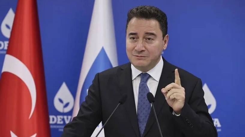 Babacan: “Adalet olmayınca para kaçıyor”