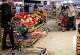 Mesafe aralığına uymayan yerlerde market açılmamalı