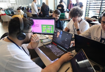 Taşımacılık sektöründe karbon emisyonlarını azaltmayı hedefleyen sürdürülebilir çözümler sunuldu