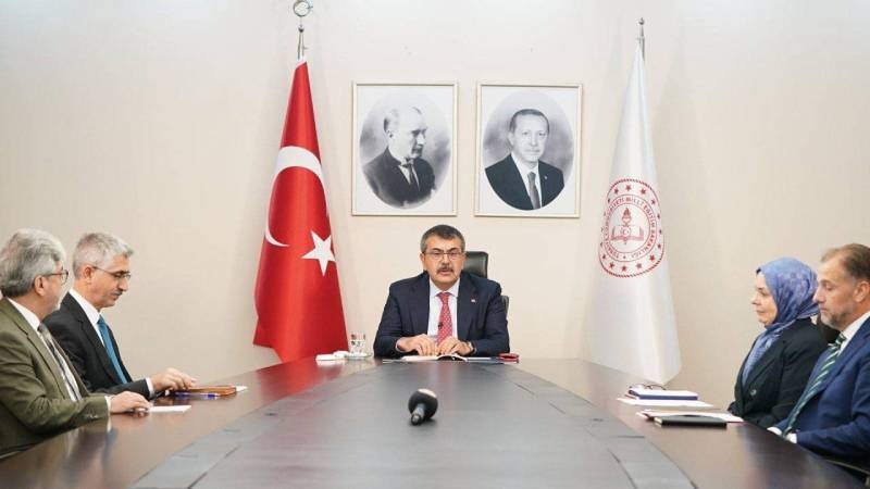 MEB, 55 milyon 208 bine araç kiraladı, ihaleyi de AKP'li aday adayı aldı
