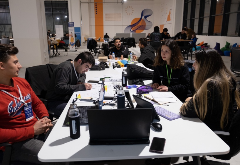 Hatay ve Adana’dan 150 girişimci 48 saatlik ‘maraton’da yarıştı