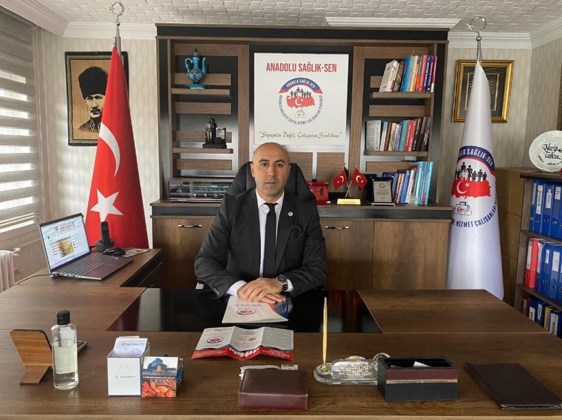 Emekliliğe yansıyan tek kalem maaş istiyoruz