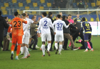 Gaziantep FK, Halil Umut Meler’e saldırıyı kınadı
