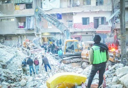 "Depremin yaşandığı şehirlerdeki bina yıkımları çocukların yaşam hakkını riske atıyor"