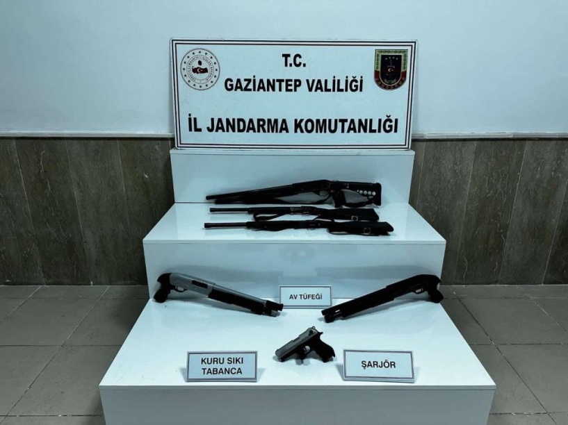 9 ruhsatsız tabanca ele geçirildi