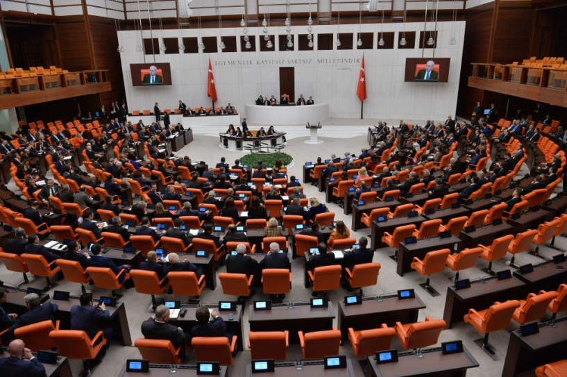 Seçimin ardından milletvekillerinin yüzde 10’u parti değiştirdi
