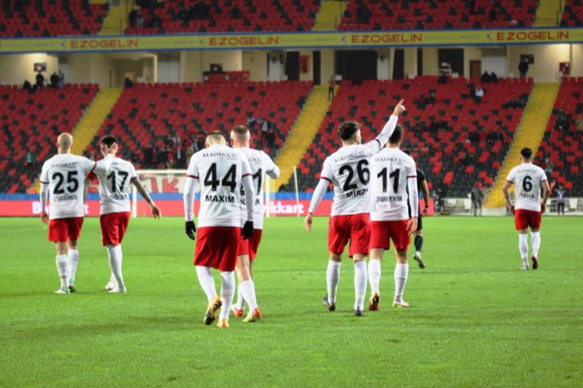 Gaziantep FK, Adana Demirspor ile oynuyor