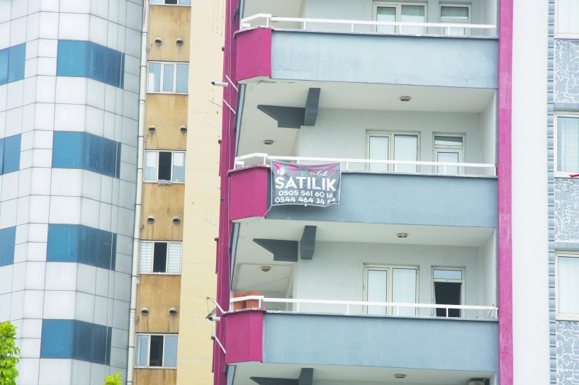 Konut satışları dibi gördü