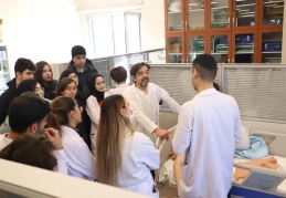 Lise öğrenciileri, "Tadımlık Ders" etkinliğine katıldı