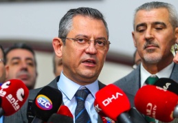 "O protokol yaptıklarınız Ensar Vakfı’nın yurtlarında taciz ve tecavüze uğrattıkları küçük çocukları istismar edenlerdir"