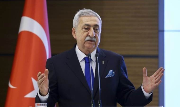 Merdivenaltı şekerleme ve kuruyemişler piyasada