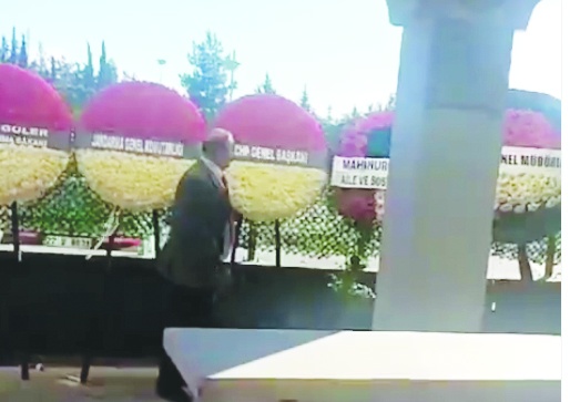 Çelenge saldıran şehit yakını değil, AKP’nin yakını çıktı!..