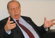 Eski Bakan Yaşar Okuyan hayatını kaybetti