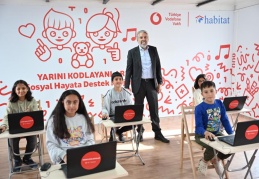 Çocuk ve Aile Merkezleri’nde, depremden etkilenenlerin psikososyal yönden desteklenmesi sağlanıyor