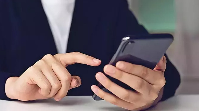 Mobil telefonda ÖTV yüzde 53.8 artırıldı