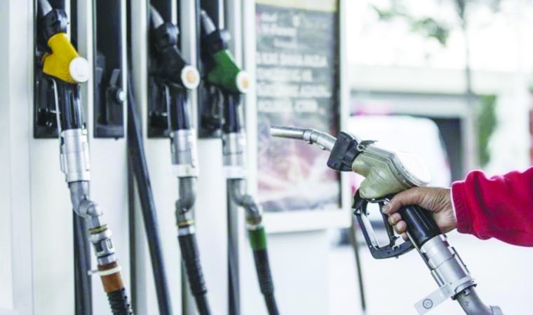 Akaryakıttaki otomatik ÖTV artışı yüzde 25,6 oldu