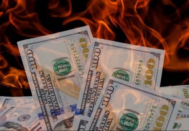 Dolar 29,86 seviyesinden işlem görerek rekor tazeledi