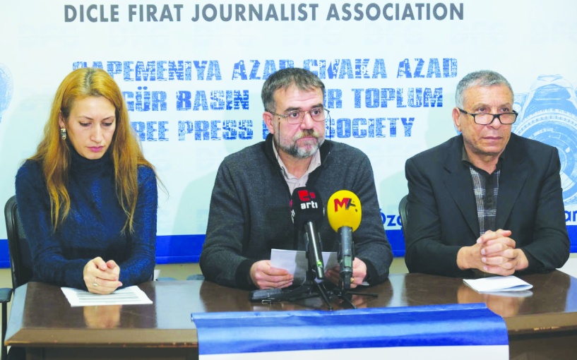 Türkiye'de 57 gazeteci cezaevinde