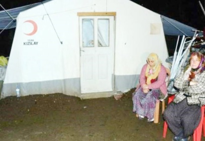 Depremzede şehit ailesine 10 adet ısıtıcı verildi