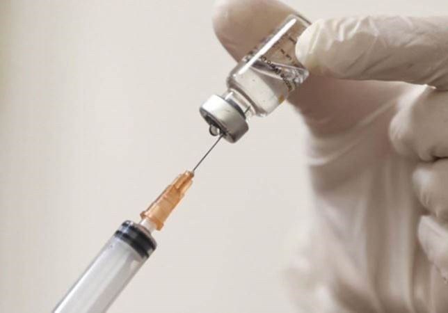 “Yaşlı ve riskli hastalar grip ve zatürree aşılarını yaptırsınlar”