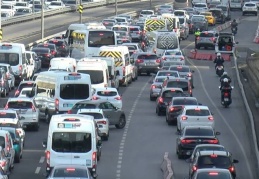 Trafikteki taşıt sayısı 2 milyon 258 bin arttı