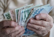 En düşük emekli aylığı 10 bin lira