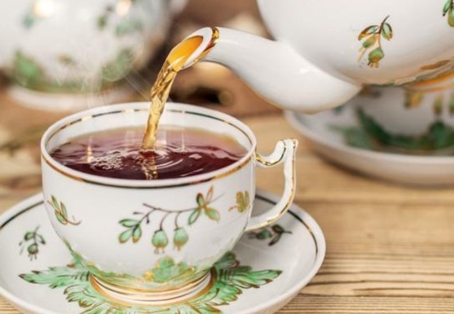 Çay içmek yaşlılığı yavaşlatıyor