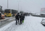 Buzlu, karlı havalar sakatlanma riskini artırıyor