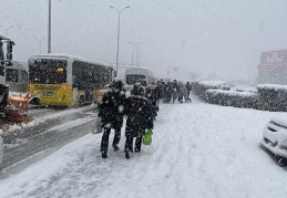 Buzlu, karlı havalar sakatlanma riskini artırıyor