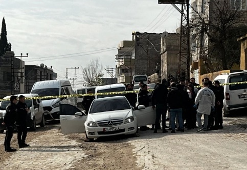 Bir erkek cinayeti daha… Eşini ve iki kardeşini öldürüp intihar etti