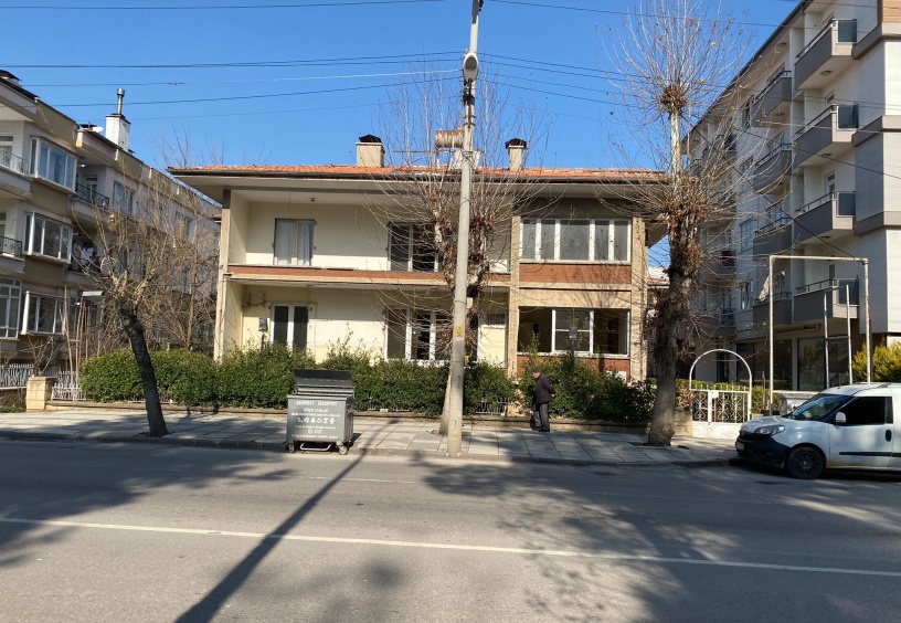 Dr. Ahmet Hurşit Battal’ın evi de yıkılıyor