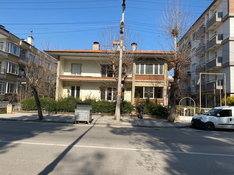 Dr. Ahmet Hurşit Battal’ın evi de yıkılıyor