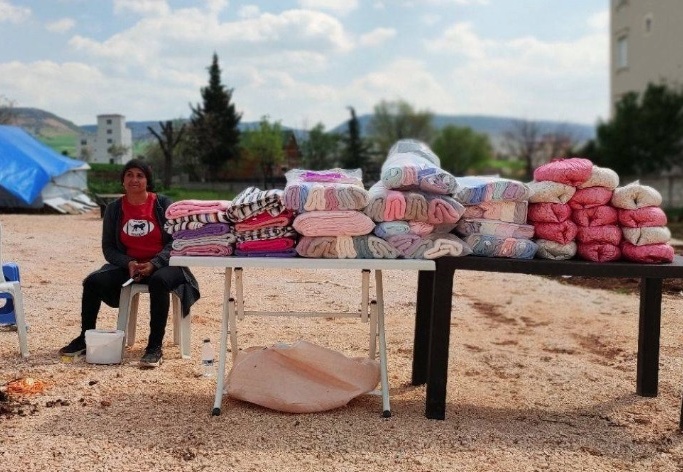 Halkın çaresizliği seçim malzemesi yapıldı