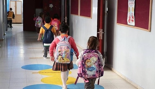 Yaz tatili kısalıyor, 180 olan eğitim-öğretim iş günü 200 güne çıkarılacak