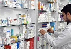 Eczaneler zor şartlarda ayakta kalıyor